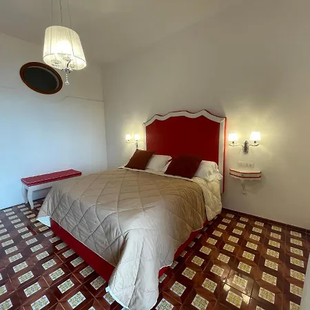 Il Canneto בית הארחה