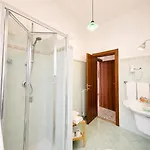 Pensión Il Canneto 4*